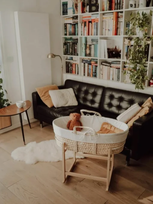 Baby-Korbständer Moses aus Holz