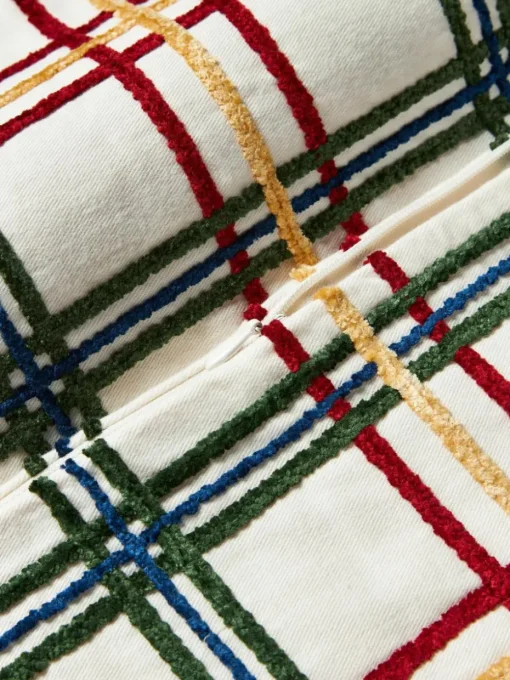 Baumwoll-Kissenhülle Noja mit Chenille-Karomuster