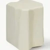 Beton-Sitzhocker Staffa in organischer Form