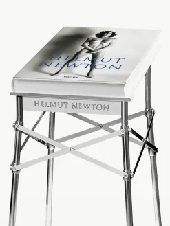Bildband Helmut Newton - Baby Sumo mit Buchständer