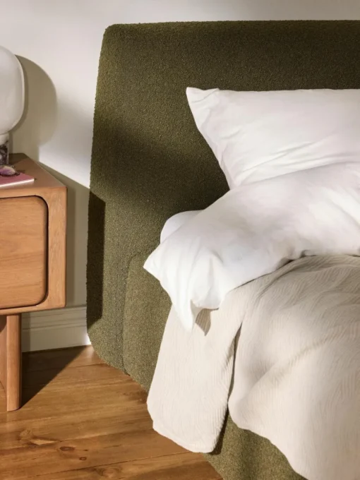 Bouclé-Einzelbett Cloud mit Stauraum