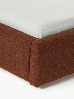 Bouclé-Polsterbett Cloud mit Stauraum