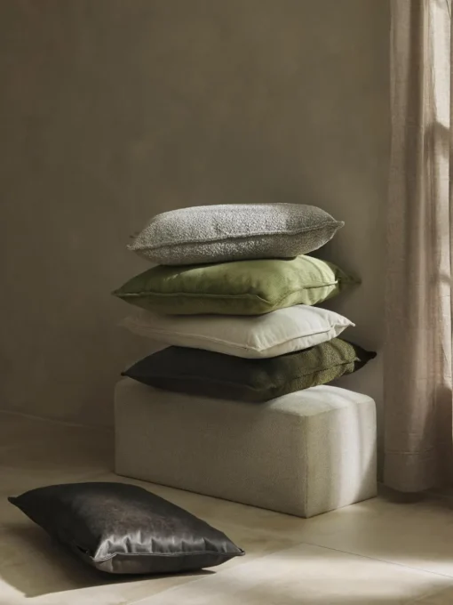 Bouclé-Sofa-Kissen Lennon