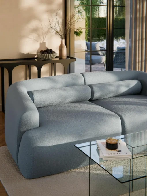 Bouclé-Sofa-Nackenrolle Sofia