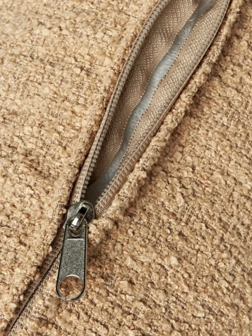 Bouclé-Sofa-Nackenrolle Sofia