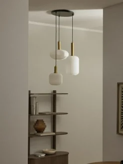 Cluster-Pendelleuchte Candela aus Opalglas