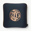 Dekokissen Japan mit Giorgio Armani-Logo