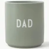 Design Becher Favourite DAD/LOVE mit Schriftzug auf Vorder- & Rückseite