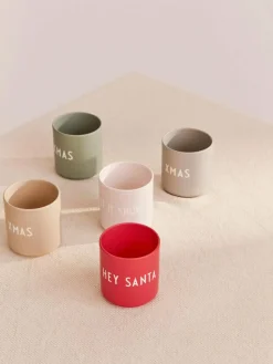 Design Becher Favourite HEY SANTA mit Schriftzug