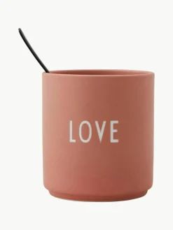 Design Becher Favourite LOVE mit Schriftzug