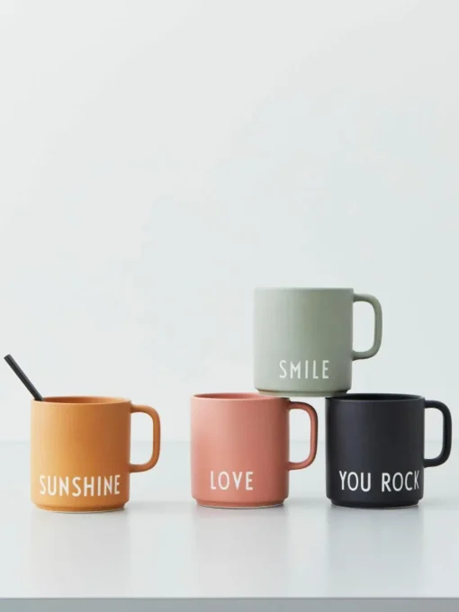 Design Kaffeetasse Favourite YOU ROCK mit Schriftzug