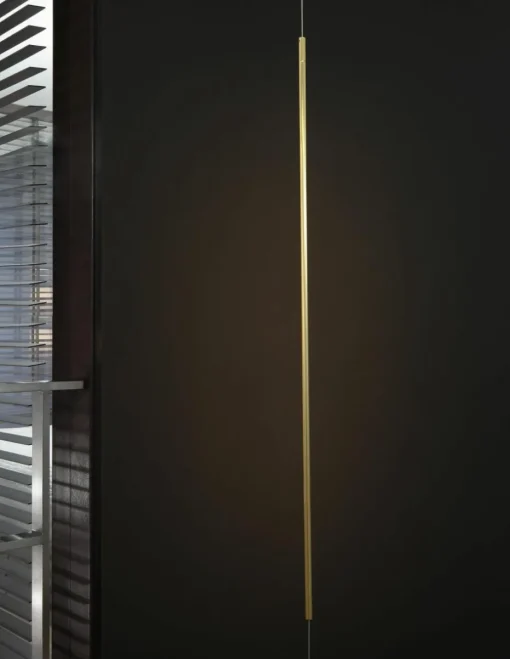 Design LED-Pendelleuchte mit Bodenverankerung Elettra