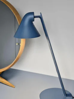 Dimmbare LED-Schreibtischlampe NJP