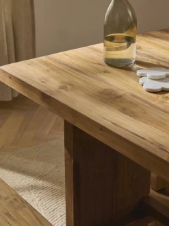 Esstisch Hugo aus Teakholz, in verschiedenen Größen