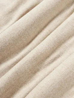Flanell-Kissen Selby mit Strukturmuster