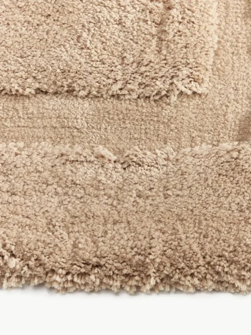 Flauschiger Hochflor-Läufer Genève mit erhabener Hoch-Tief-Struktur