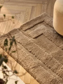 Flauschiger Hochflor-Läufer Genève mit erhabener Hoch-Tief-Struktur