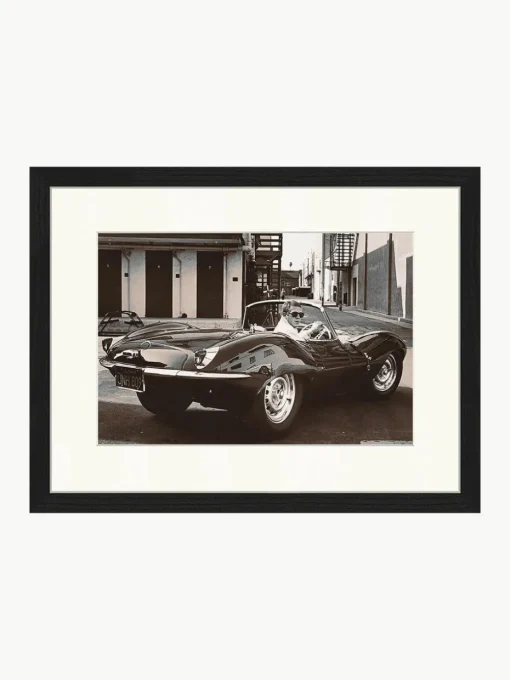 Gerahmte Fotografie Steve McQueen in his Jaguar