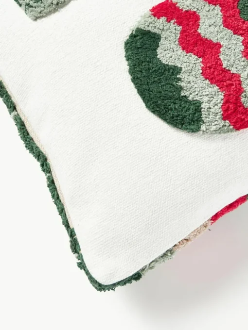 Getuftete Wendekissenhülle Nathaniel mit winterlichem Motiv