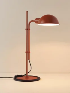 Große Schreibtischlampe Funiculí mit verstellbarem Lampenschirm