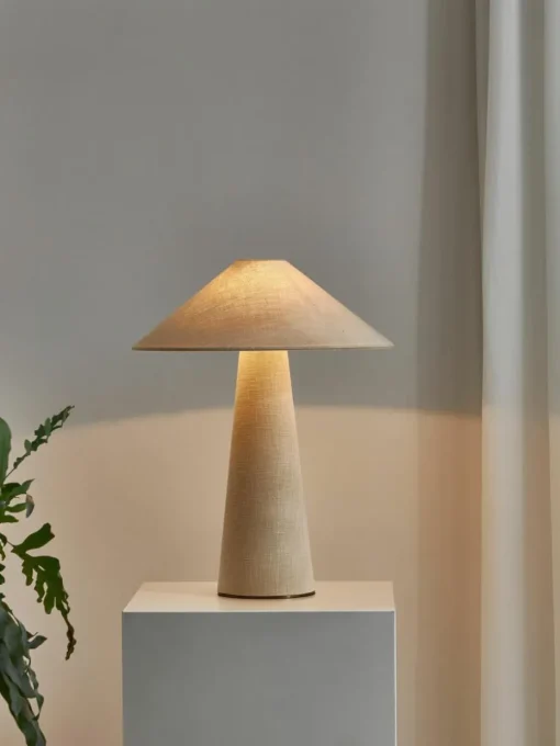 Große Tischlampe Ilena aus Leinen