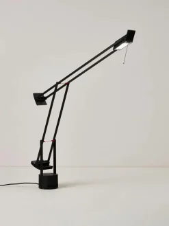 Große Tischlampe Tizio