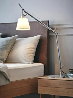 Große verstellbare Schreibtischlampe Tolomeo Basculante