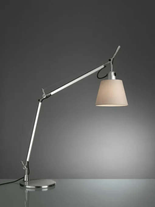 Große verstellbare Schreibtischlampe Tolomeo Basculante
