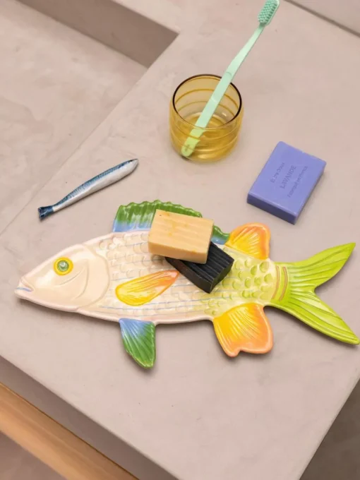 Handbemalte Servierplatte Fish aus Dolomit