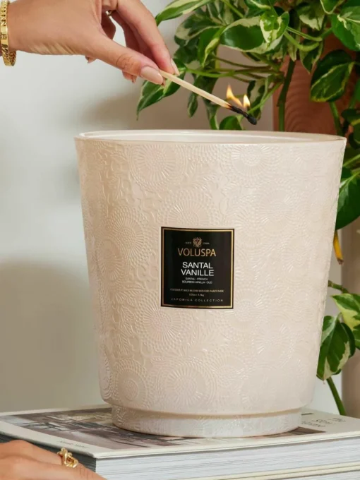 Handgefertigte Fünfdocht-Duftkerze Japonica Collection (Santal, Bourbon-Vanille & Oud)
