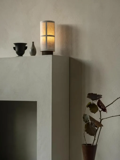 Handgefertigte mobile Tischlampe Hashira, dimmbar