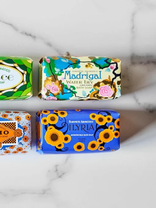Handgefertigte Seife Madrigal (Rose, Mandarine, Zimt, Jasmin & Vanille)