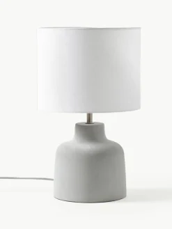 Handgefertigte Tischlampe Ike mit Betonfuß