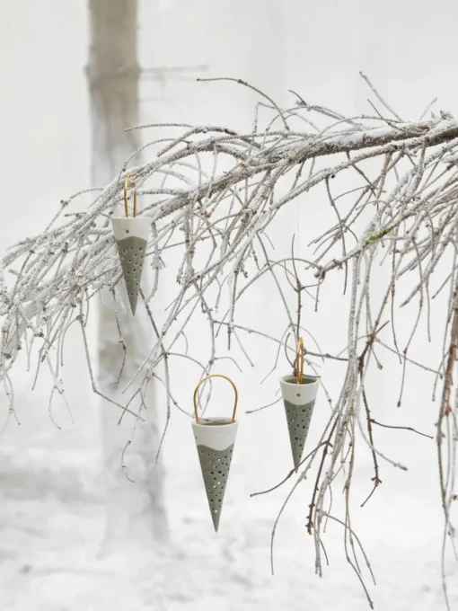 Handgefertigte Weihnachtsspitztüte Nobili aus Fine Bone China