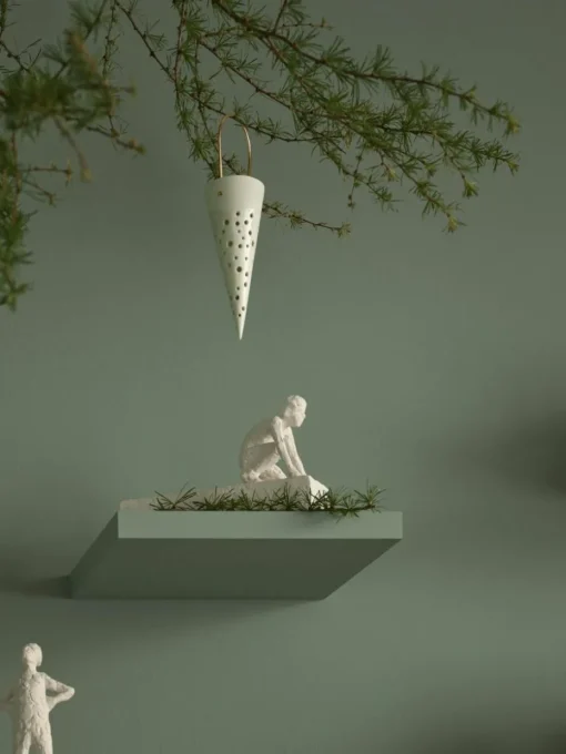 Handgefertigte Weihnachtsspitztüte Nobili aus Fine Bone China
