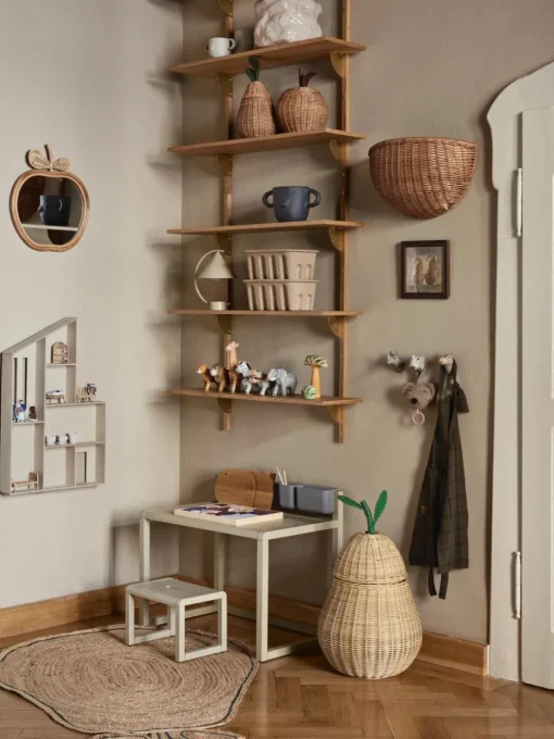 Handgefertigter Aufbewahrungskorb Pear aus Rattan