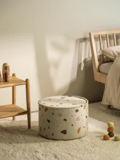 Handgefertigter Kinder-Pouf Sugar aus Bouclé, Ø 40 cm