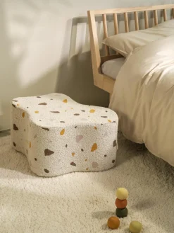 Handgefertigter Kinder-Pouf Cloud aus Bouclé