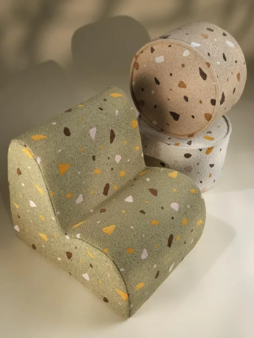 Handgefertigter Kinder-Pouf Sugar aus Bouclé, Ø 40 cm