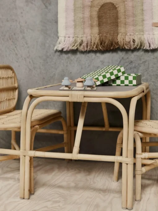 Handgefertigter Kindertisch Nana Mini