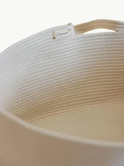 Handgefertigter Moseskorb Robe