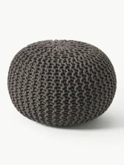 Handgefertigter Strickpouf Dori