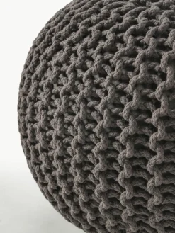 Handgefertigter Strickpouf Dori
