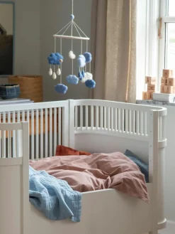 Handgefertigtes Babymobile Clouds
