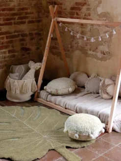 Handgefertigtes Kinder-Bodenkissen Pompom
