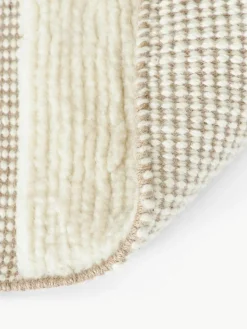 Handgewebter Teppich Laine mit Hoch-Tief-Muster und Fransen
