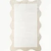 Handgewebter Viskoseteppich Wavy mit welligem Rand