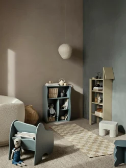 Holz-Loungekinderstuhl Slope mit Bücherregal