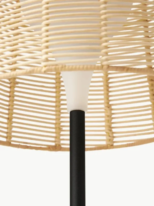 In- & Outdoor Solar LED-Lampe Kyra mit Rattanschirm