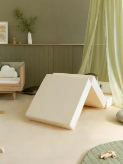 3in1 Samt-Schlafmatratze, Sitzsack und Spieltisch Sleepover